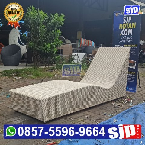 pengrajin sunbed rattan syentetic sun lounger sunbed rotan sintetis model bambe