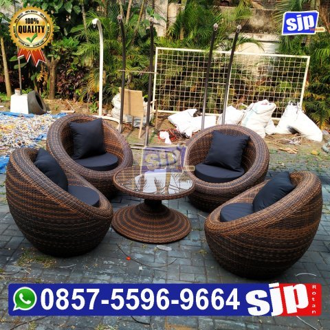 pengrajin sofa rotan sintetis bulat untuk ruang tamu dan ruang keluarga Furniture Rotan Sintetis Jakarta Timur, Furniture Rotan Sintetis Murah, Harga Kursi Sofa Rotan Sintetis, Harga Pasaran Sofa Rotan Sintetis, Harga Sofa Rotan Sintetis Minimalis, Jual Sofa Rotan Sintetis, Kelebihan Sofa Rotan Sintetis,